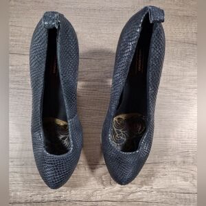 VAGABOND Black leather  Snake Print heels Pumps 39 US 9